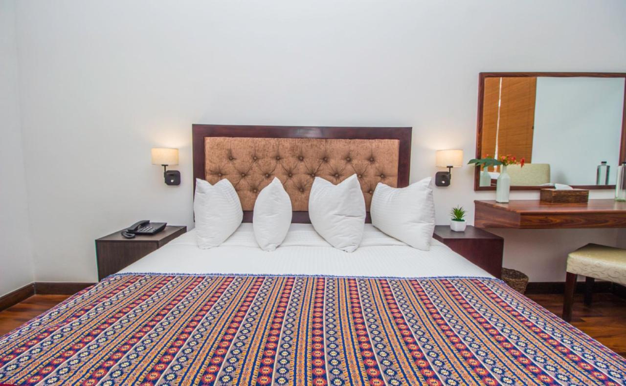 Pearl Royal Hotel, Colombo Exterior foto
